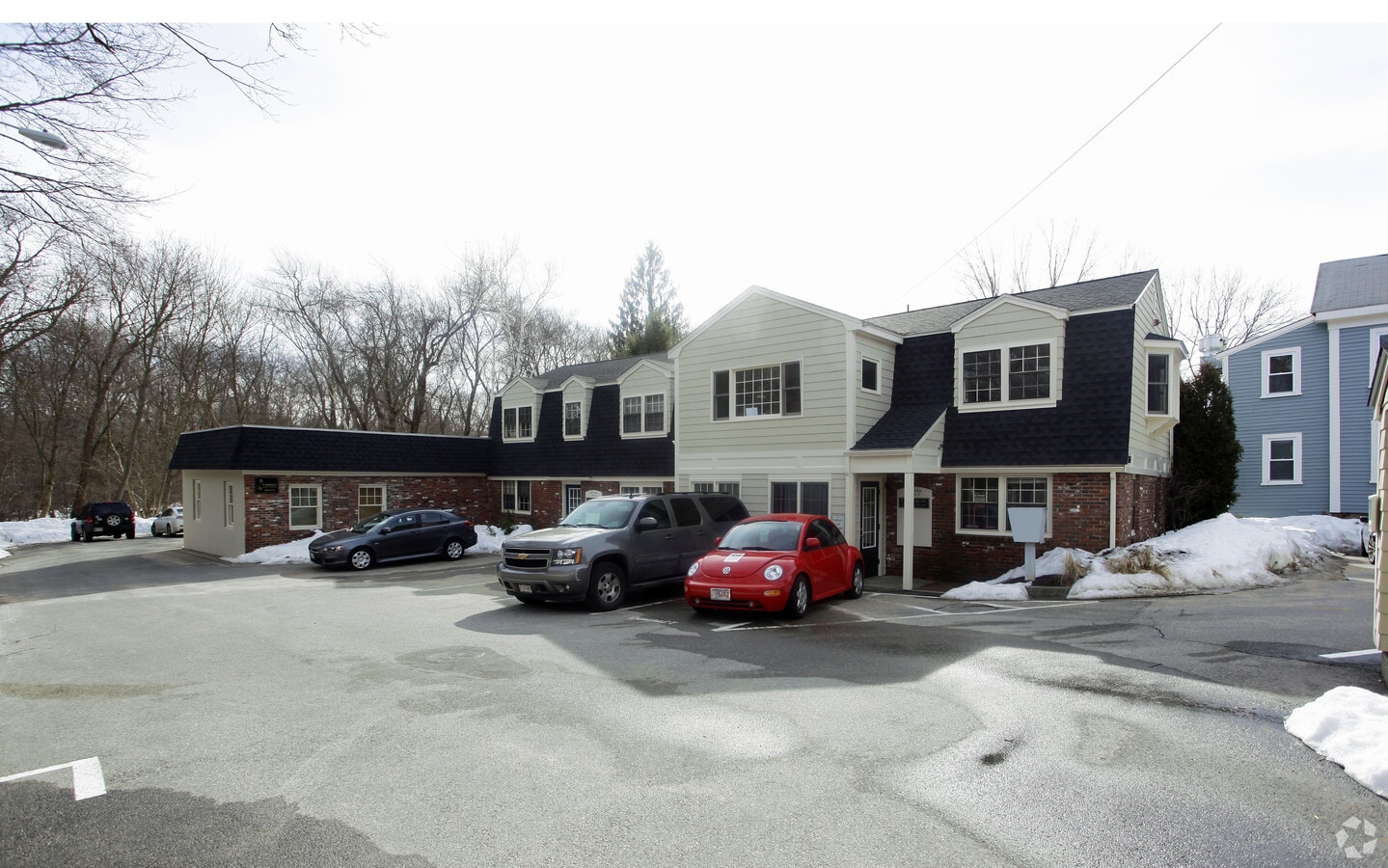 162 Main St, Wenham, MA 01984