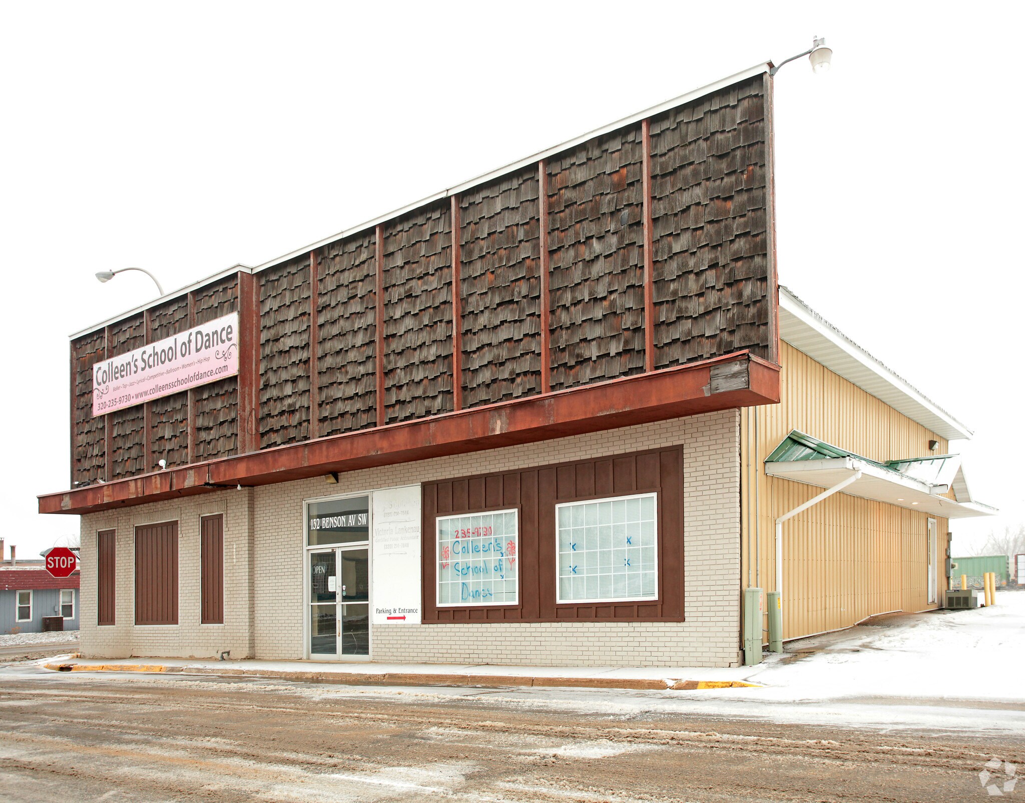 132 SW Benson Ave SW, Willmar, MN 56201