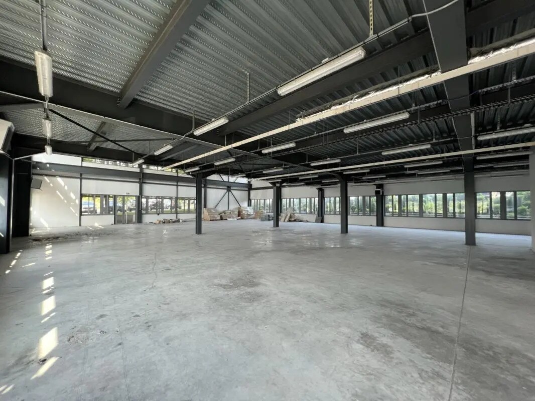 Flex in Roissy-en-France for lease Interior Photo- Image 1 of 7
