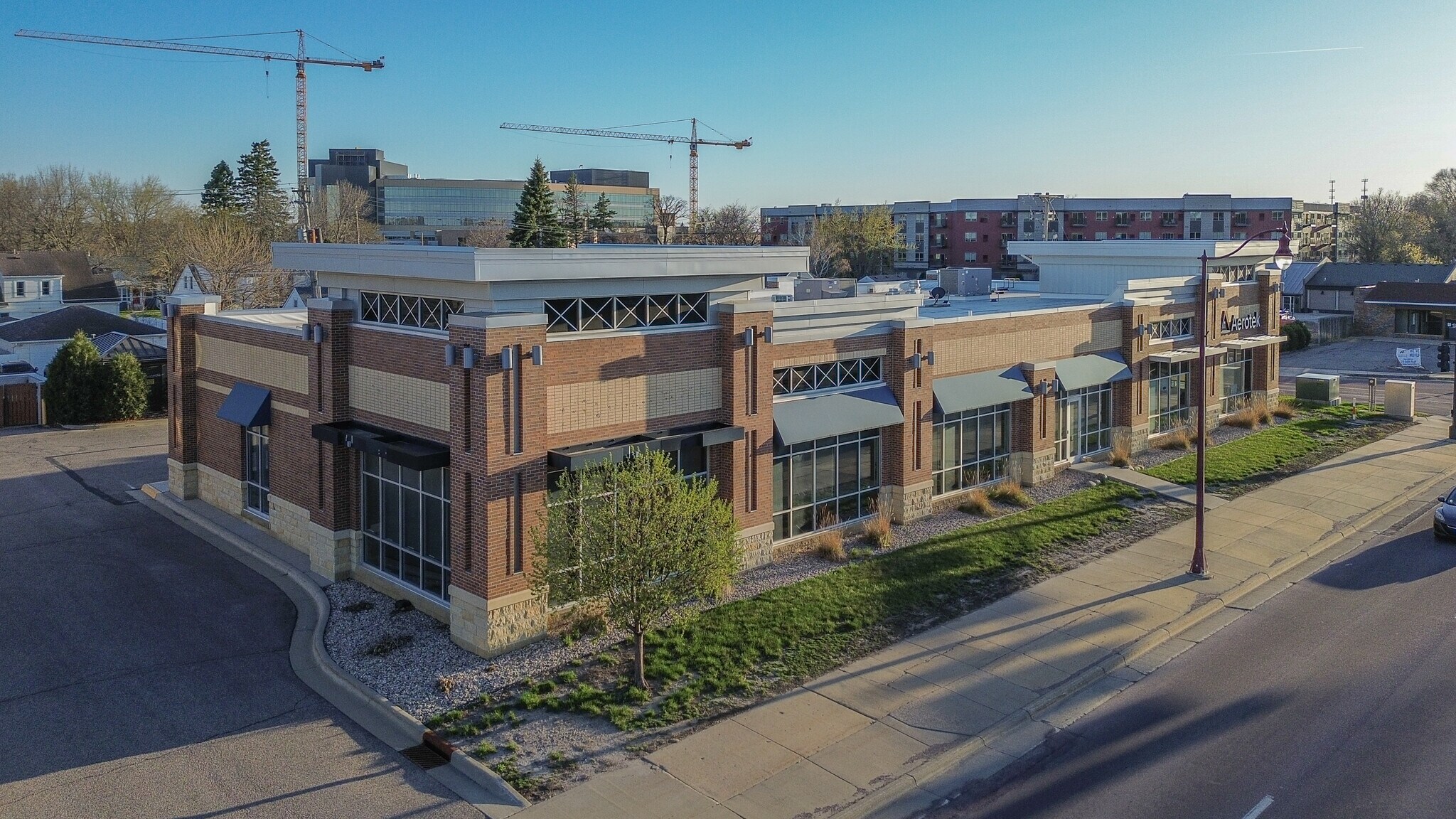 921 Madison Ave, Mankato, MN for sale Building Photo- Image 1 of 1