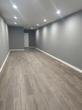 1646 Blaisdale Rd, Richmond, TX for lease Interior Photo- Image 2 of 8