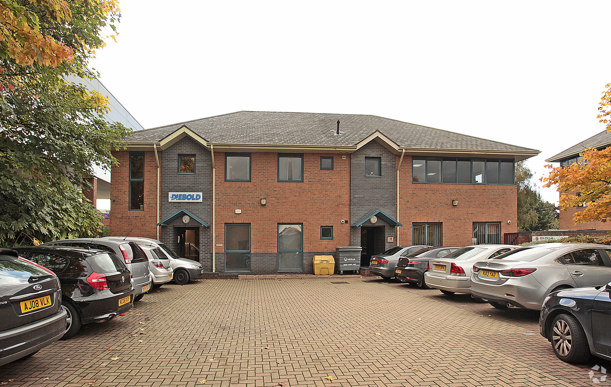 2 Carlton Ct, Leeds for lease Primary Photo- Image 1 of 5