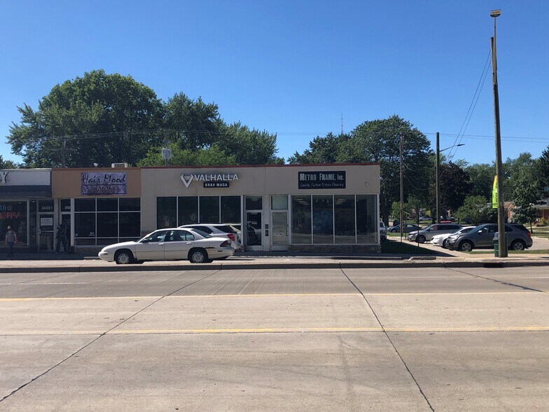 26031-26045 Coolidge Hwy, Oak Park, MI for lease - Building Photo - Image 3 of 5
