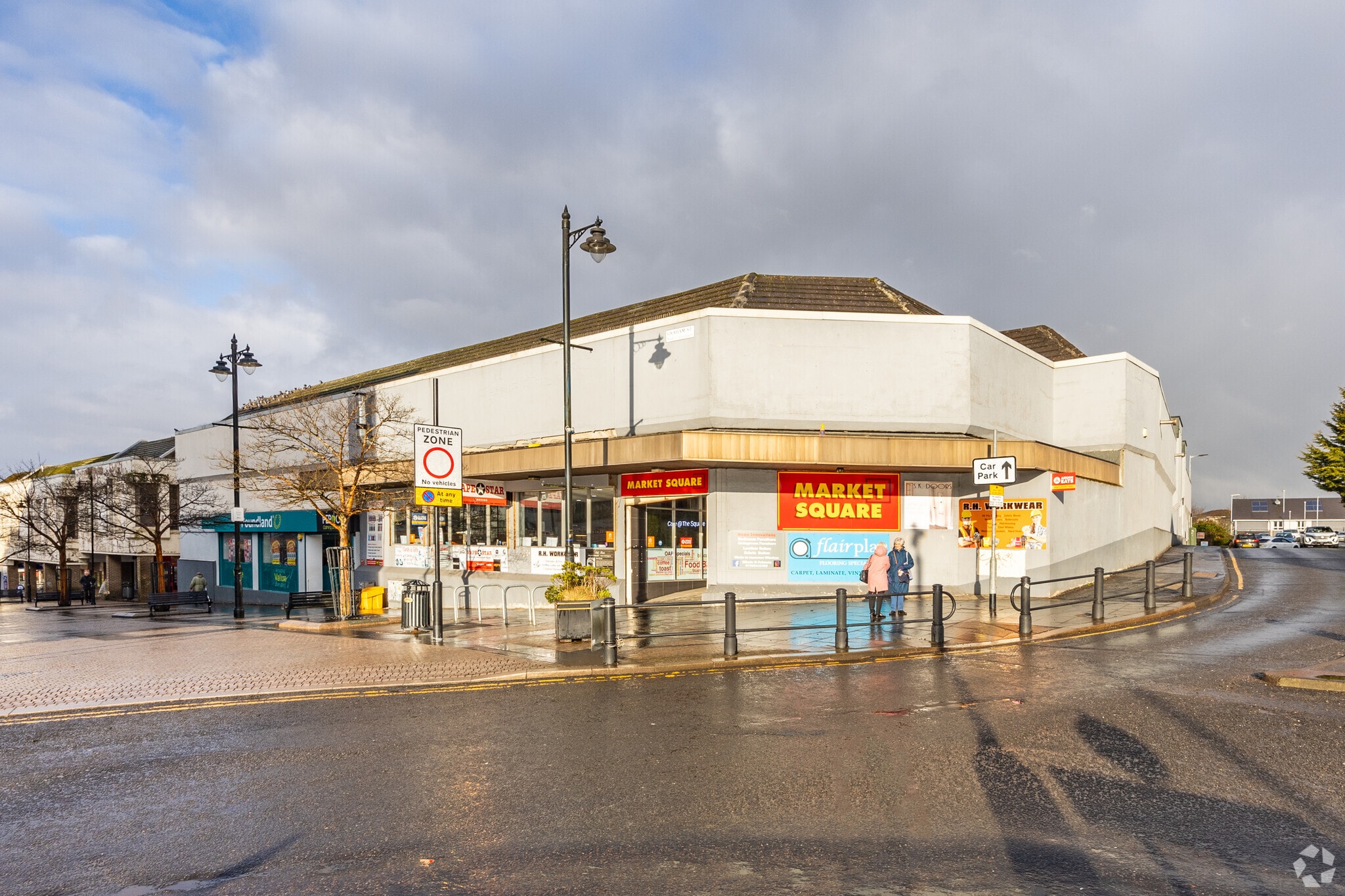 1 Buchanan St, Airdrie for sale Primary Photo- Image 1 of 1