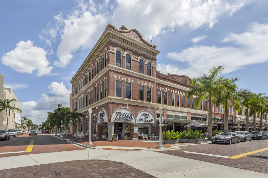 1500 Jackson St, Fort Myers, FL for lease - Primary Photo - Image 1 of 11