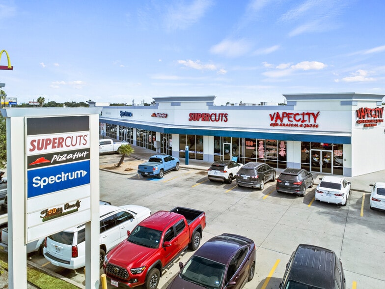 4001 Saratoga Blvd, Corpus Christi, TX for lease - Building Photo - Image 3 of 4