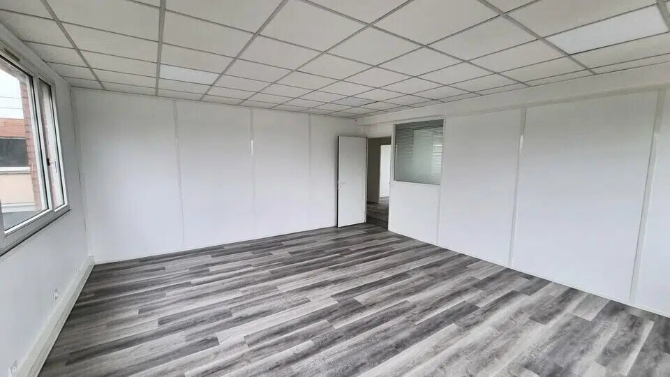 5 Rue Montespan, Évry-Courcouronnes for lease - Interior Photo - Image 2 of 4