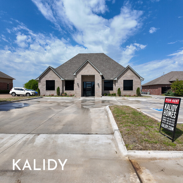 16401 Sonoma Park Dr, Edmond, OK for lease - Building Photo - Image 2 of 28