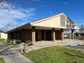 2562 Pacific Ave, Stockton, CA for lease Building Photo- Image 2 of 6