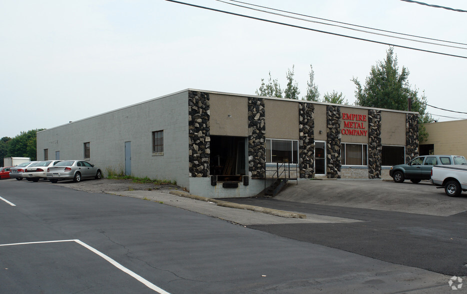 6800 Newbrook Ave, East Syracuse, NY for sale - Building Photo - Image 2 of 2