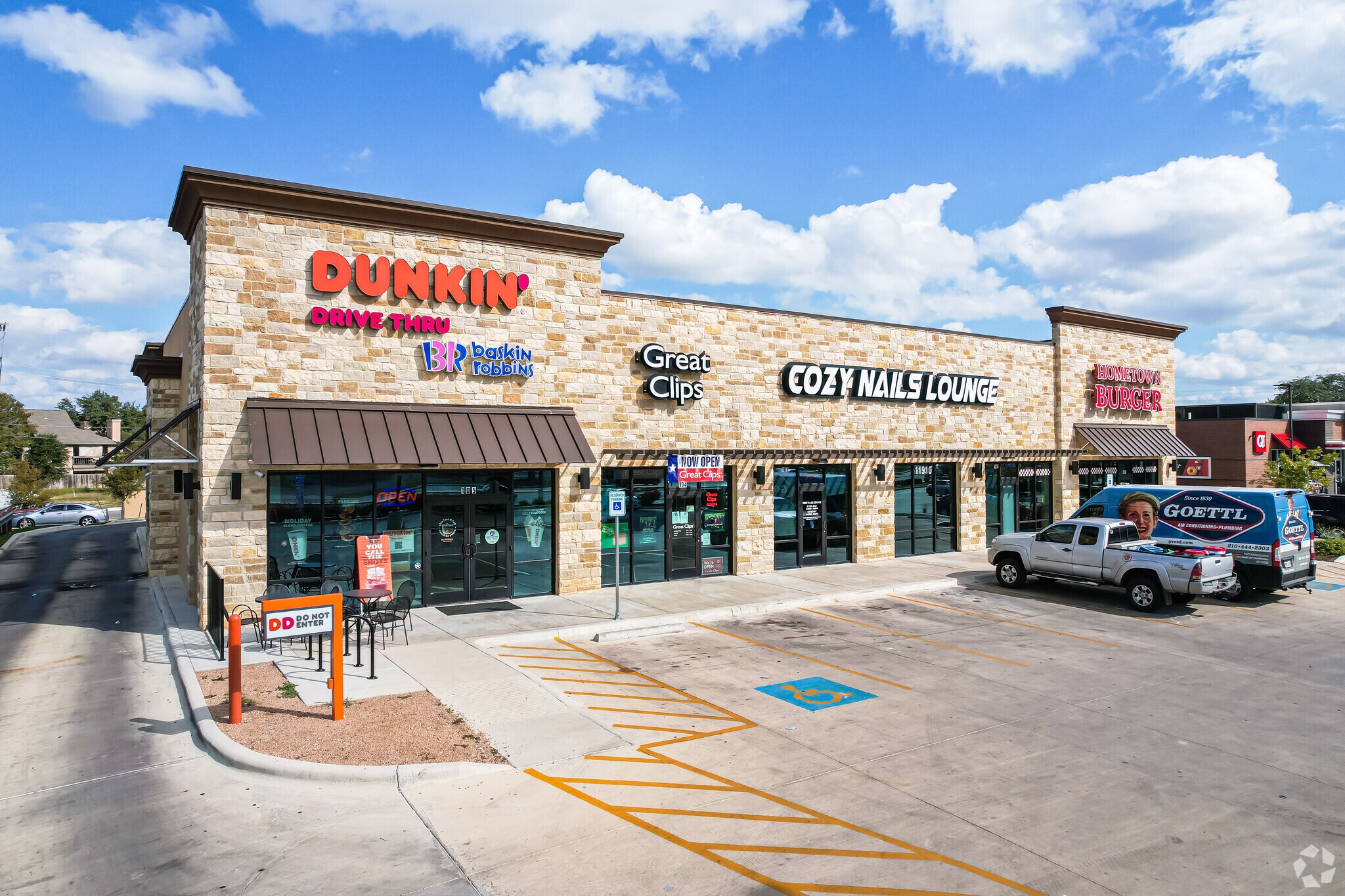11900 Blanco Rd, San Antonio, TX for lease Primary Photo- Image 1 of 9