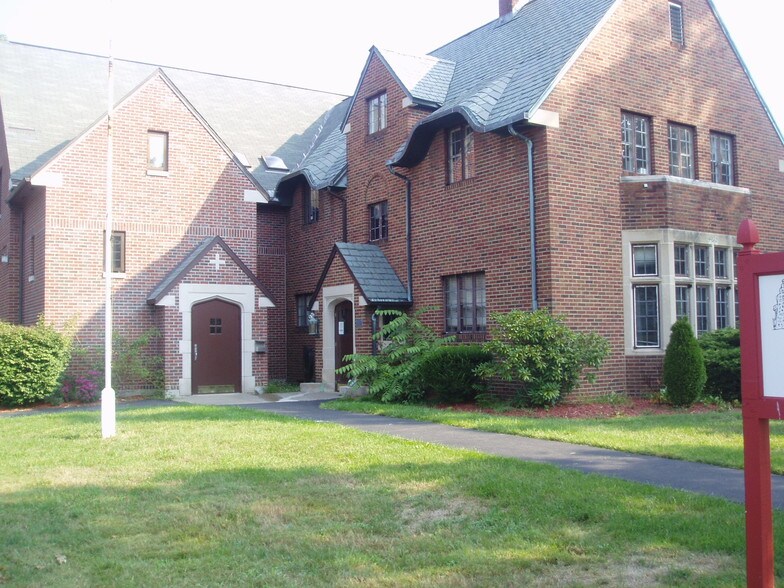 462 W Church St, Elmira, NY for sale - Primary Photo - Image 1 of 1