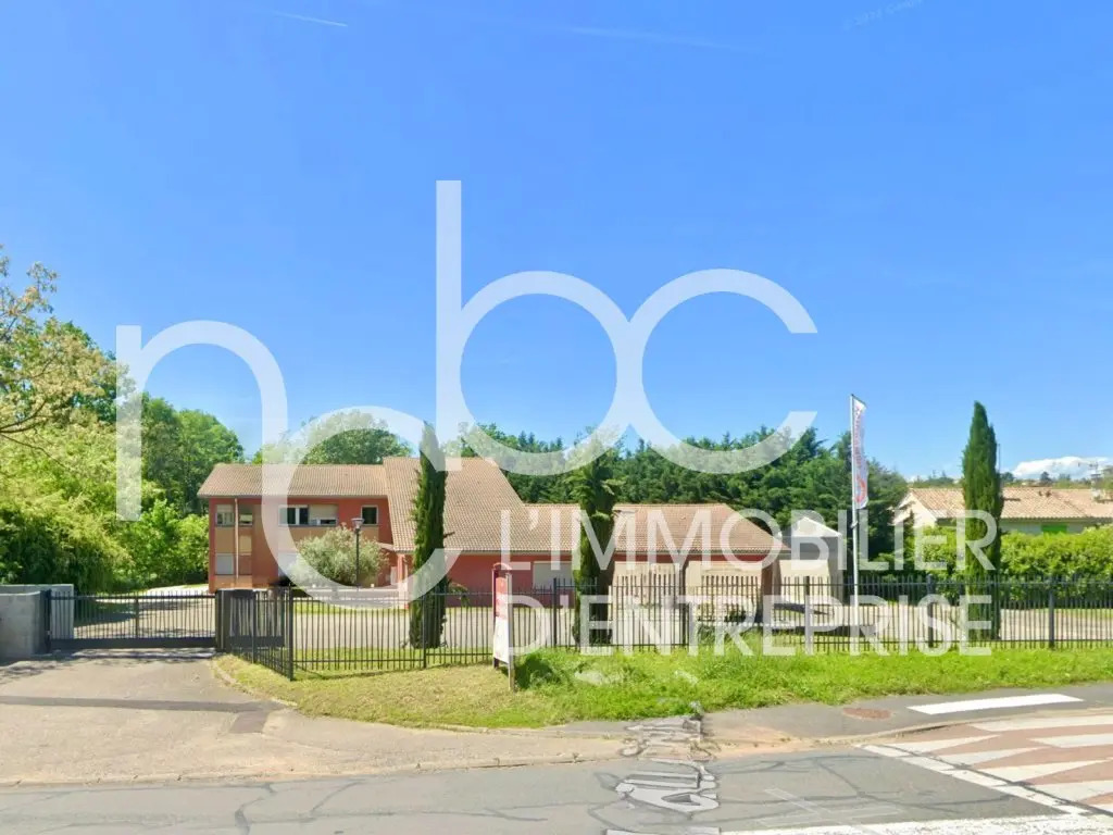 Office in Dommartin for sale Building Photo- Image 1 of 3