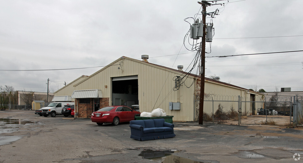 3300-3328 Garfield Ave, Commerce, CA for sale - Primary Photo - Image 1 of 1