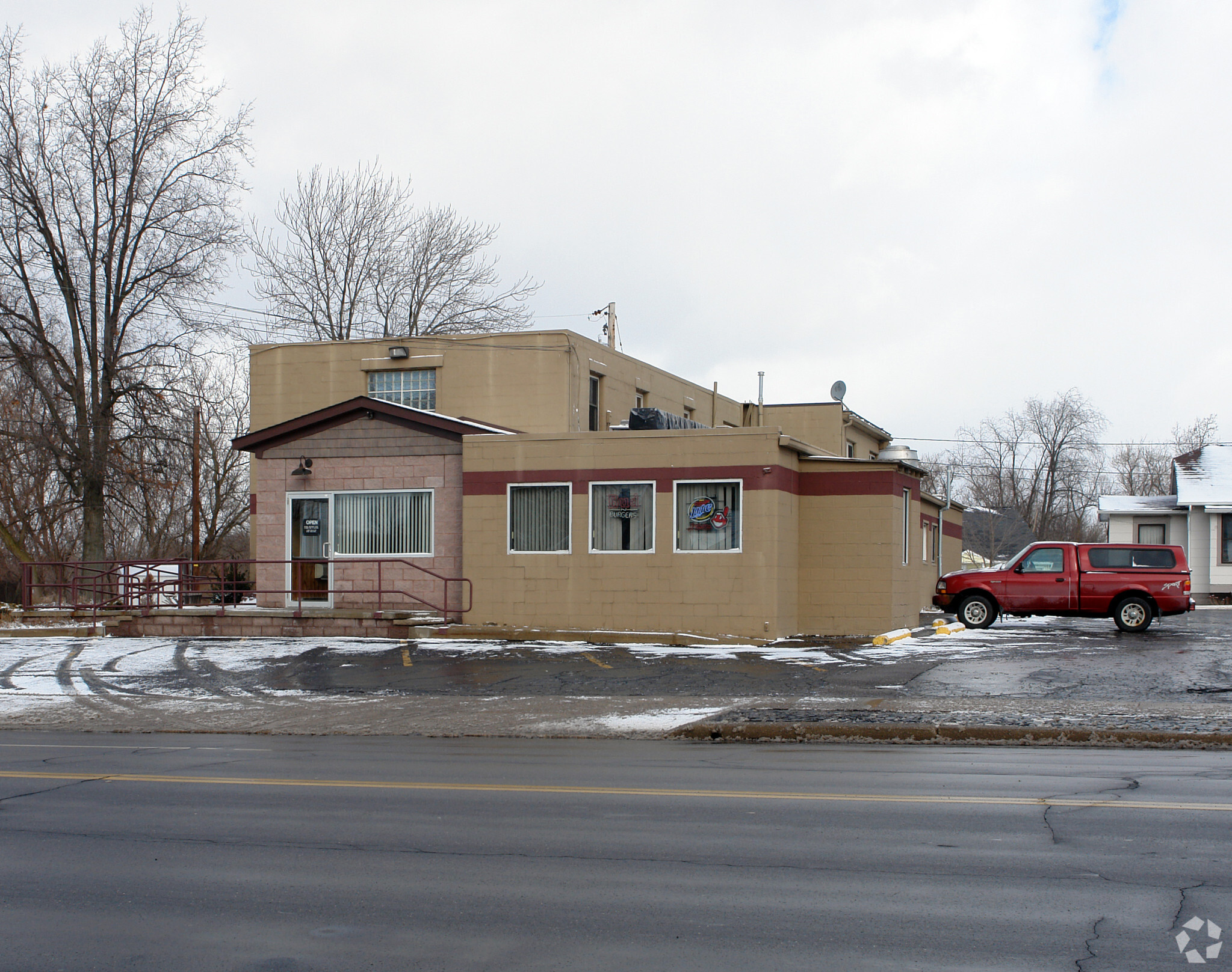 1181 W Main St, Kent, OH for sale Primary Photo- Image 1 of 1