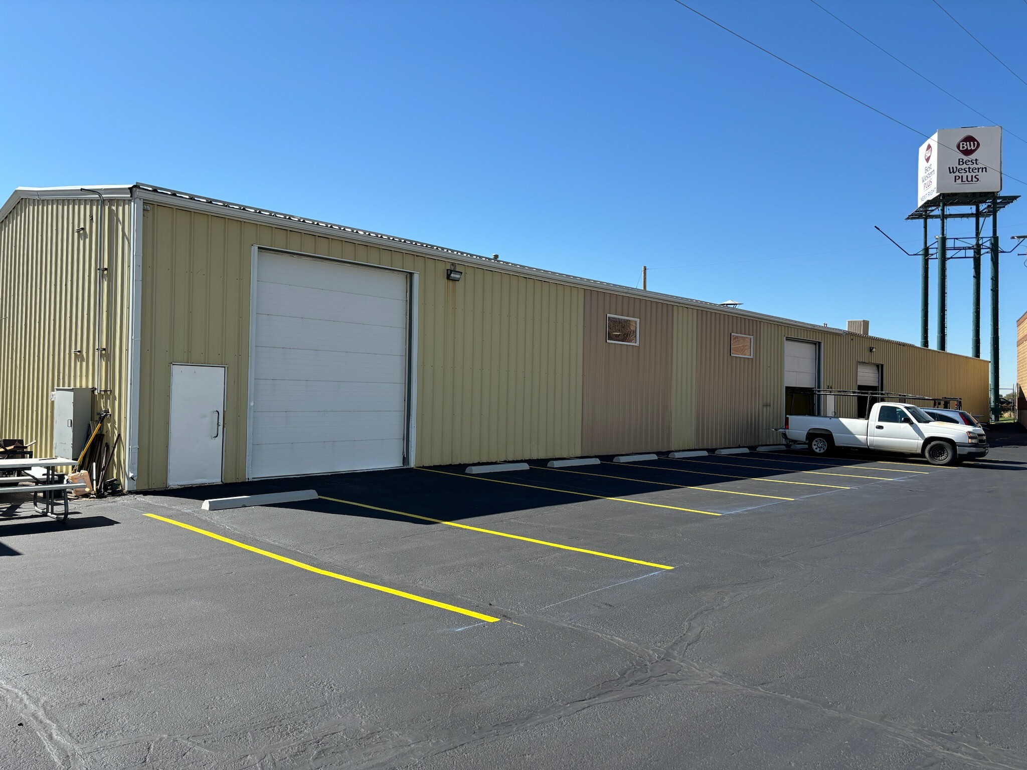 6658 S 89 Hwy, Ogden, UT for lease Building Photo- Image 1 of 19