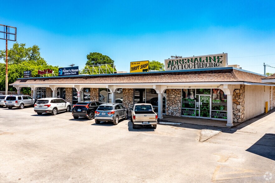 2138 Austin Hwy, San Antonio, TX 78218