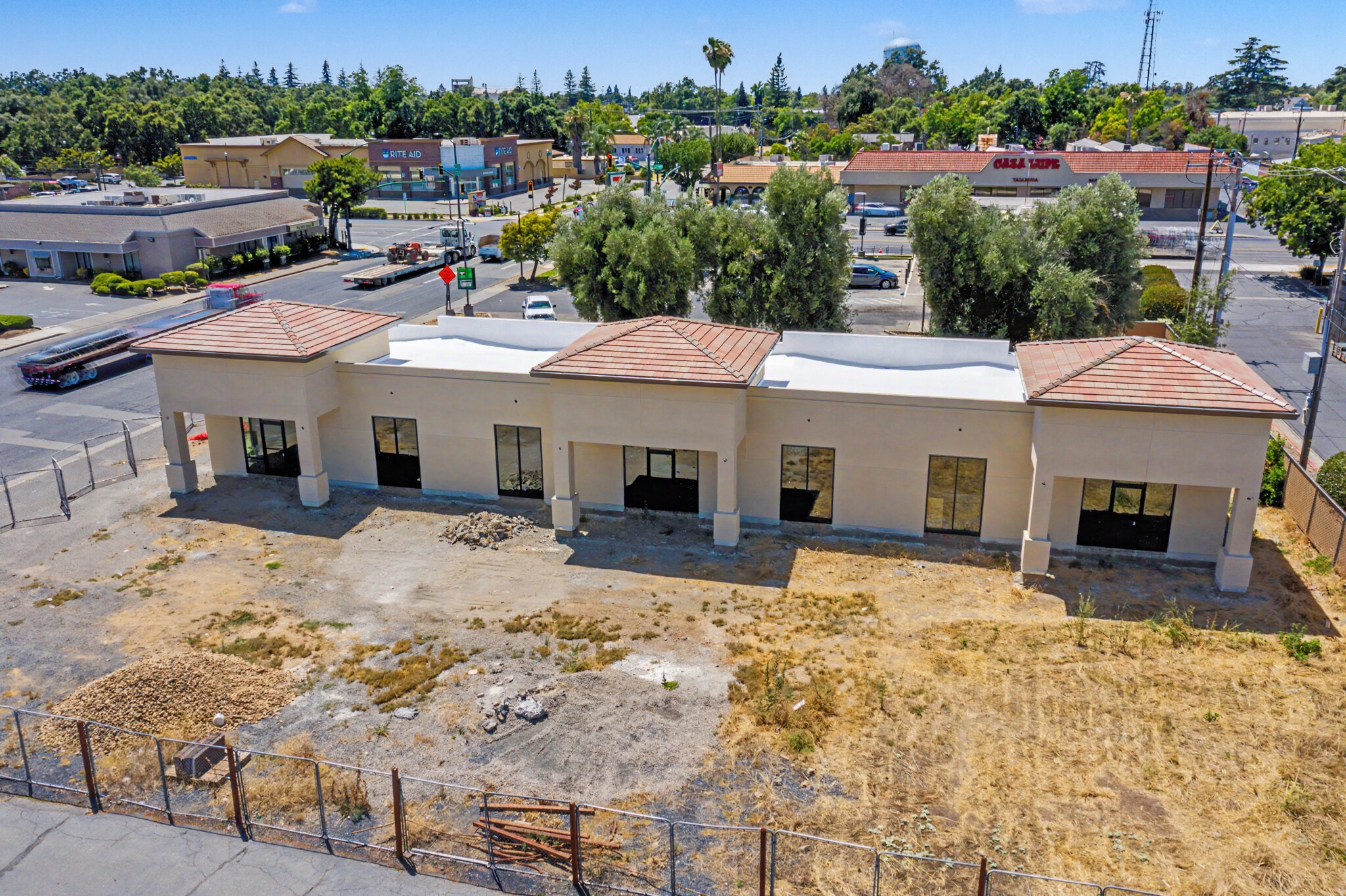 21 E Gridley Rd, Gridley, CA for lease Primary Photo- Image 1 of 11