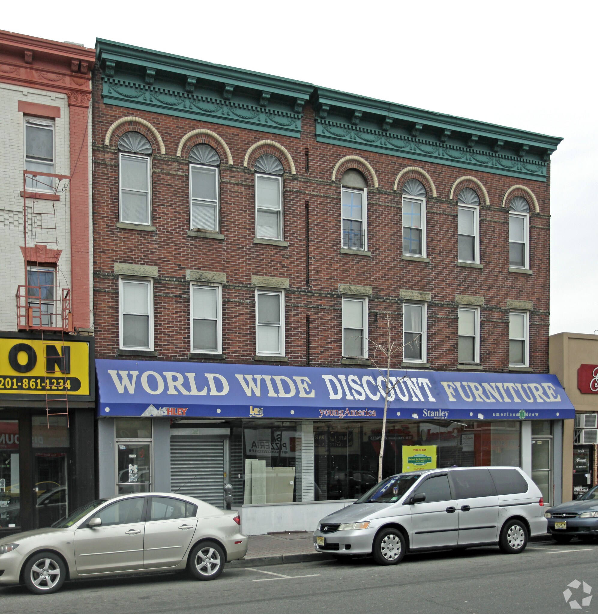 6104-6108 Bergenline Ave, West New York, NJ for sale Primary Photo- Image 1 of 1