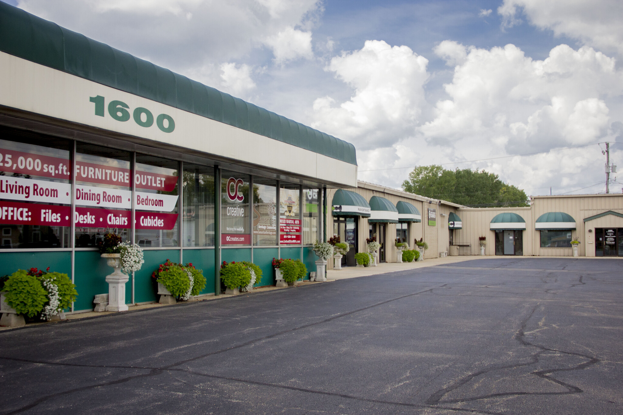 1600 E Lincoln Hwy, Dekalb, IL for sale Building Photo- Image 1 of 1