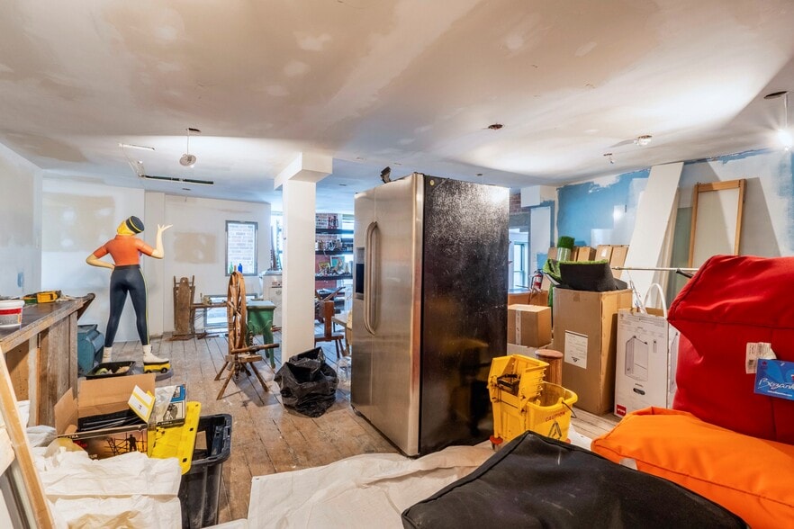 129 Rue Frontenac, Sherbrooke, QC for lease - Building Photo - Image 2 of 6