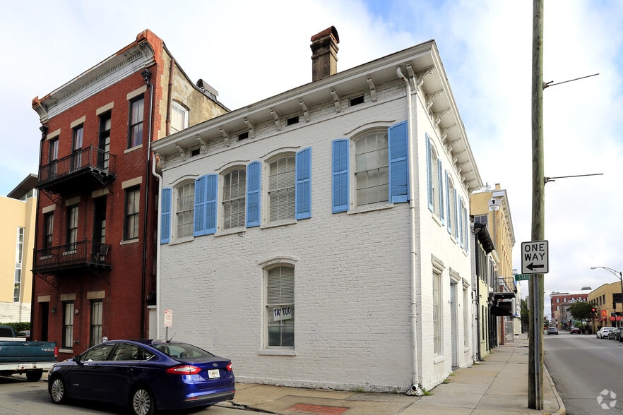 117-119 Jefferson St, Savannah, GA for sale - Building Photo - Image 3 of 5
