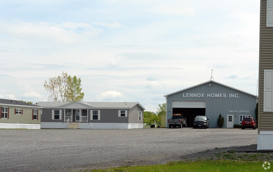 22500 Us-11, Watertown, NY for sale - Primary Photo - Image 1 of 1