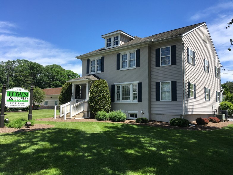 2547 Lititz Pike, Lancaster, PA 17601