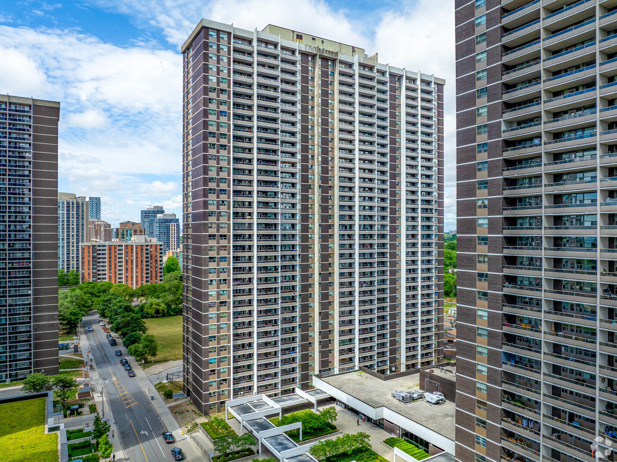 24 Mabelle Ave, Toronto, ON for sale Primary Photo- Image 1 of 1