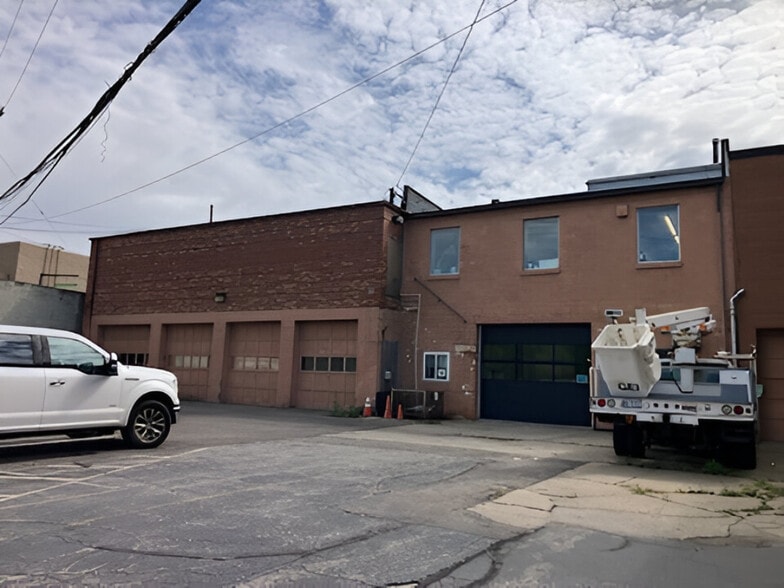 4557-4573 Washtenaw Ave, Ann Arbor, MI for sale - Building Photo - Image 2 of 10