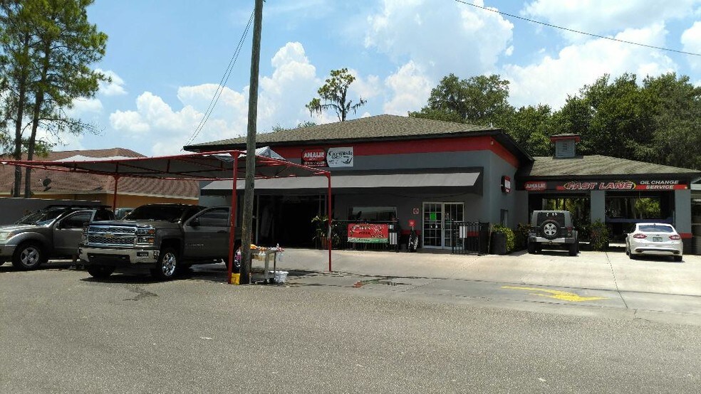 3618 Lithia Pinecrest Rd, Valrico, FL for sale - Building Photo - Image 1 of 1