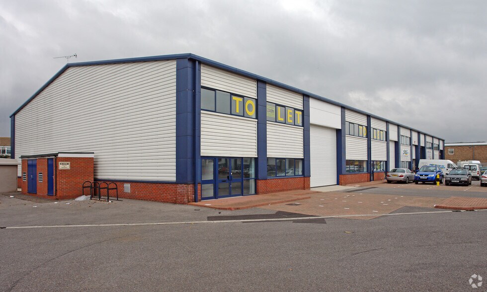 Jackson Clos, Portsmouth for lease - Building Photo - Image 3 of 12