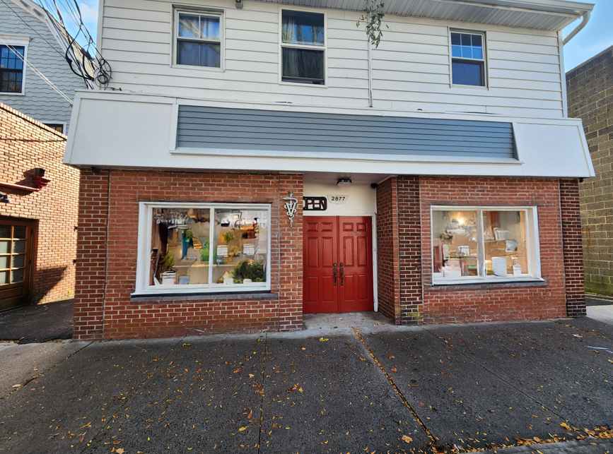 2879 Fairfield Ave, Bridgeport, CT for lease Building Photo- Image 1 of 1