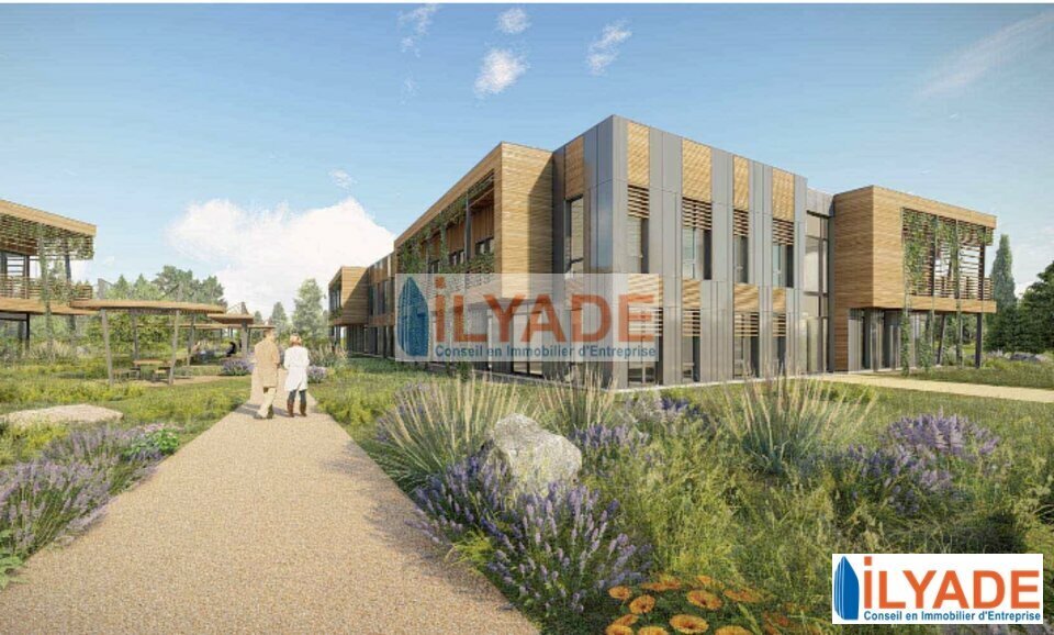Office in Pertuis for lease Building Photo- Image 1 of 10