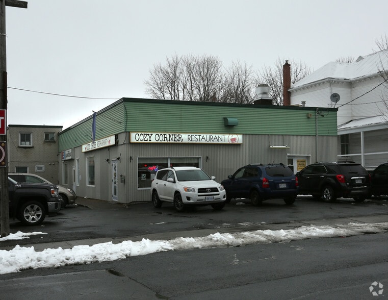 85 Main St N, Alexandria, ON for lease - Building Photo - Image 3 of 3