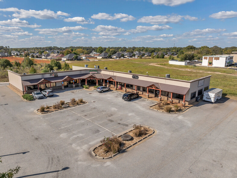 1281 S Houston Lake Rd, Warner Robins, GA for lease - Building Photo - Image 3 of 26