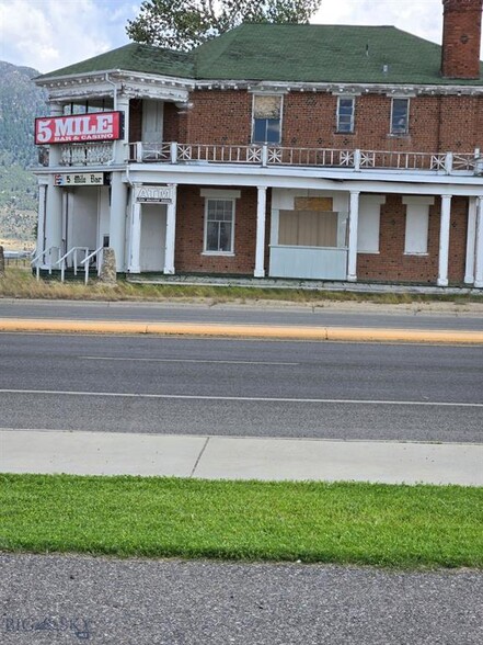 5100 Harrison Ave, Butte, MT for sale - Primary Photo - Image 1 of 15