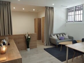 Calle de la Infanta Mercedes, 92, Madrid, Madrid for lease Interior Photo- Image 2 of 8