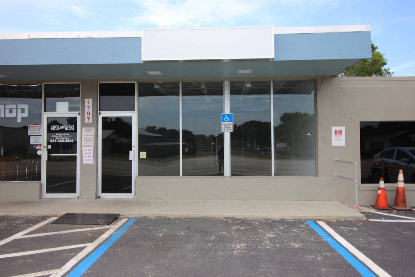 17791805 Aurora Rd, Melbourne, FL 32935