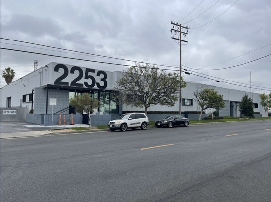 2253-2257 Saybrook Ave, Commerce, CA for lease - Building Photo - Image 1 of 1