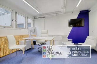 Office in Paris for sale Interior Photo- Image 1 of 3