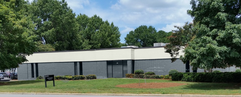 3401 Spring Forest Rd, Raleigh, NC for lease - Building Photo - Image 2 of 8