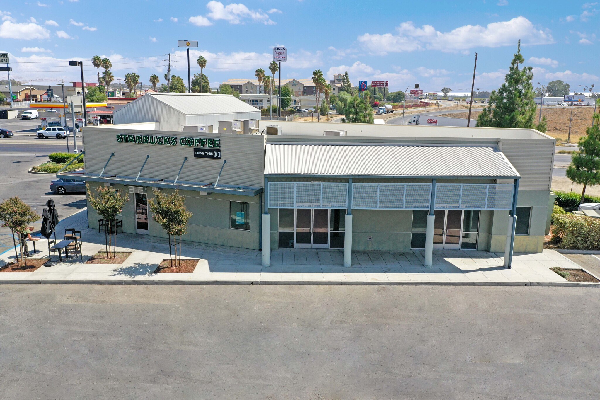 420 Weedpatch Hwy, Bakersfield, CA for lease Building Photo- Image 1 of 9