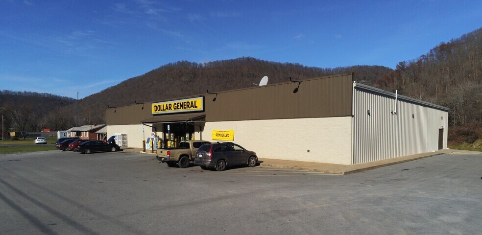 333 Birch River Rd, Birch River, WV for sale - Building Photo - Image 1 of 1