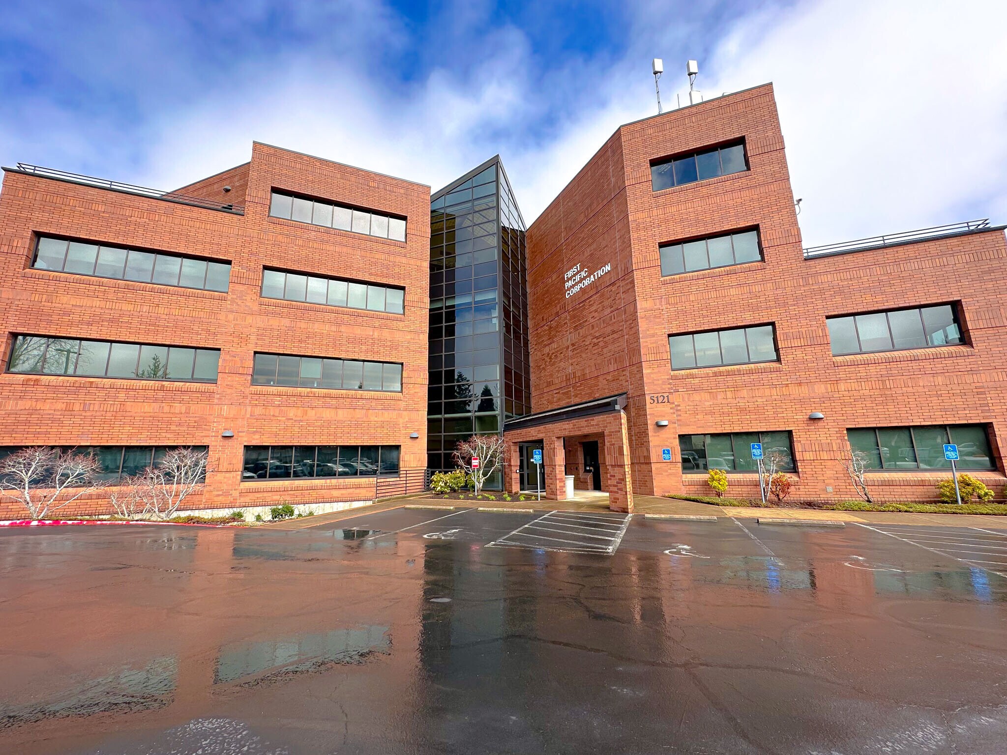 5121 Skyline Village Loop S, Salem, OR for sale Building Photo- Image 1 of 1