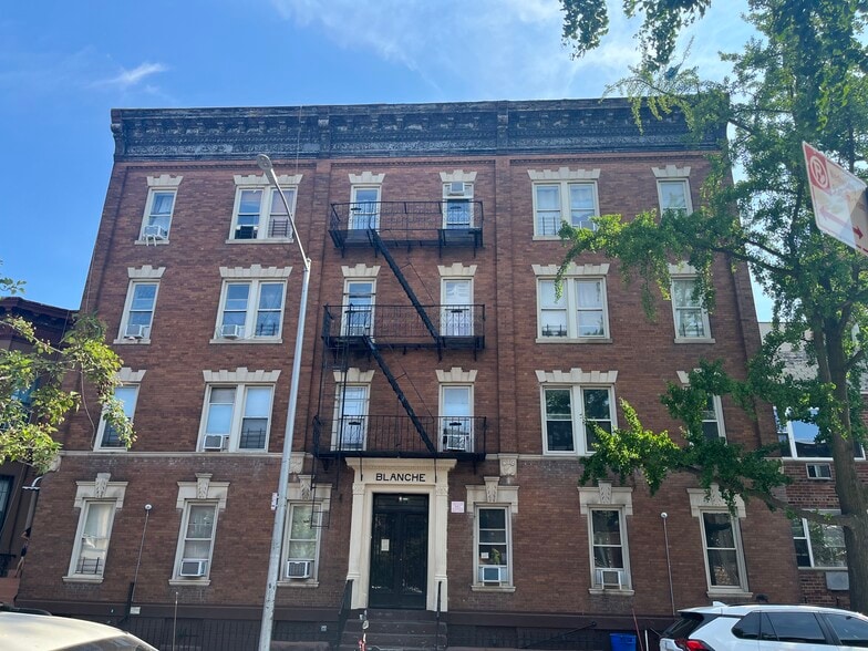 553 58th St, Brooklyn, NY for sale - Building Photo - Image 1 of 1