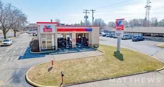 More details for 1951 E Main St, Waukesha, WI - Retail for Sale