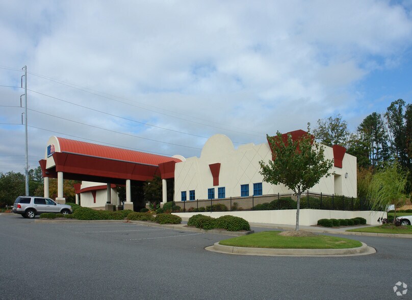 4891 Ashford Dunwoody Rd, Dunwoody, GA for sale - Building Photo - Image 1 of 1