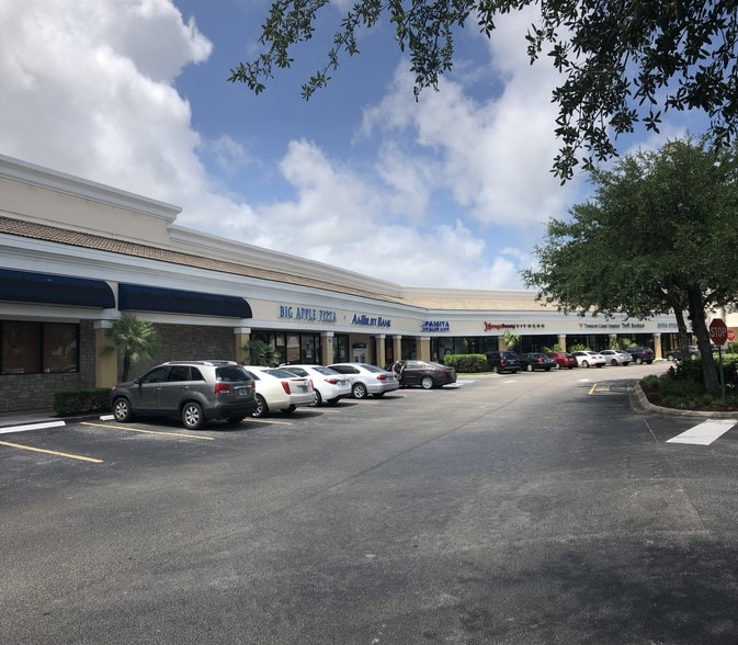 870-912 SW Saint Lucie West Blvd, Port Saint Lucie, FL for lease - Building Photo - Image 2 of 5