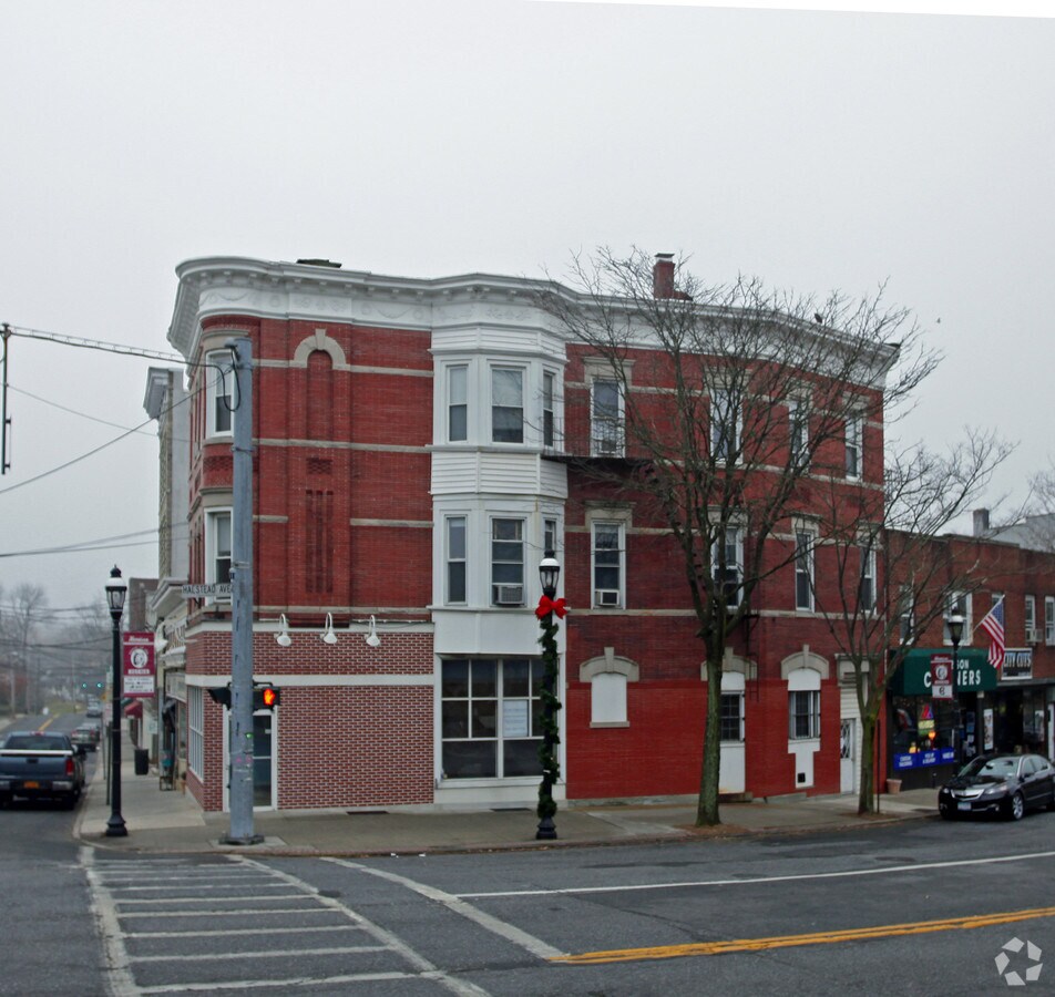 273 Halstead Ave, Harrison, NY 10528